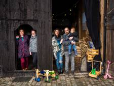 Deze ouders richten zelf basisschool op, zonder traditionele lessen en rapportcijfers