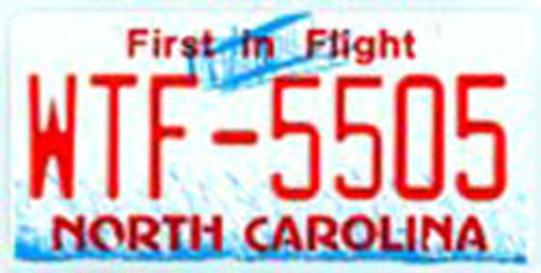 Duizenden inwoners van de Amerikaanse staat North Carolina krijgen gratis een nieuw nummerbord omdat hun oude de 'obscene' lettercombinate 'WTF' bevat. Foto bbistro.blogspot.com Beeld 