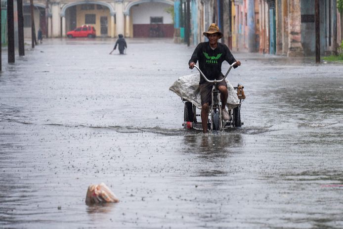 Earlier this week, the Idalia region of Cuba was already hit by floods in the capital, Havana, and power outages as a result.