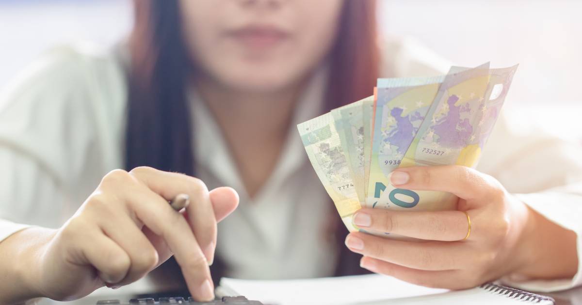 Veel Nederlanders ‘redden het niet meer’ en delen hun financiële problemen op sociale media