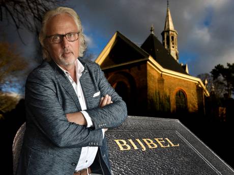 ‘Wij komen u Jezus brengen.’ ‘Bedankt. Zet ’m maar om ’t hoekje van de deur, doei!’