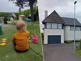 Ouders reageren vol onbegrip na intrekking vergunning kinderdagverblijf Tinkelbel: “Een van de opmerkingen ging over het lange gras”