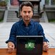 Zó zag 'Wie is de Mol?'-presentator Rik van de Westelaken er vroeger uit