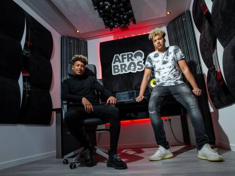 Arnhemse Afro Bros maken kerstlied met Snoop Dogg: ‘Fantastisch!’