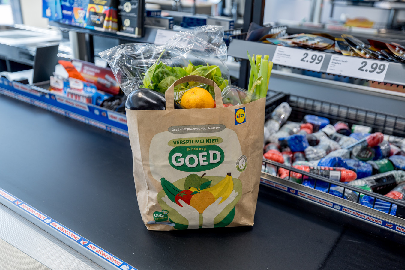 Lidl verkoopt gebutste groenten en fruit voor minder geld, in strijd