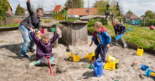 Minder toestellen in speeltuin Oud-Vossemeer | Tholen - PZC