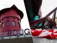 Wieken van iconische Parijse Moulin Rouge neergestort