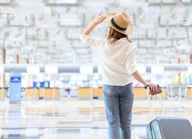Op déze dagen in de zomermaanden wordt topdrukte verwacht op Schiphol
