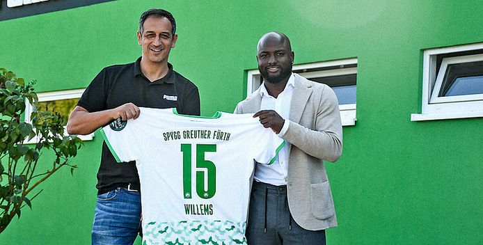 Jetro Willems tekent bij Greuther Fürth.