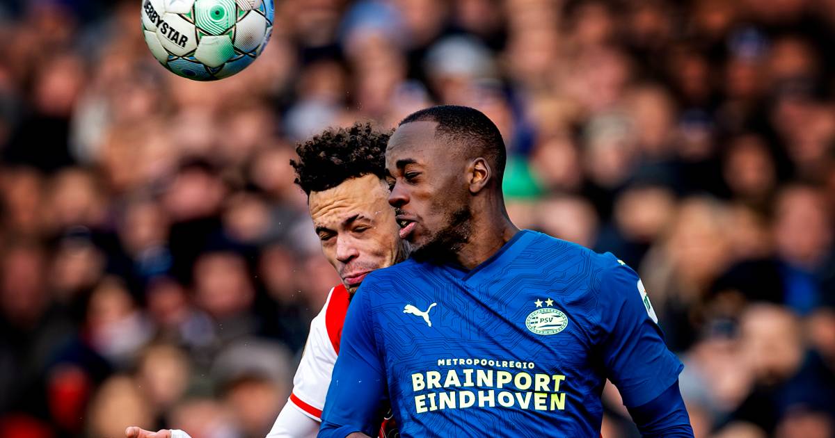 Quilindschy Hartman is deel van eerste helft vergeten na botsing: ‘Traden allerlei protocollen in werking’.