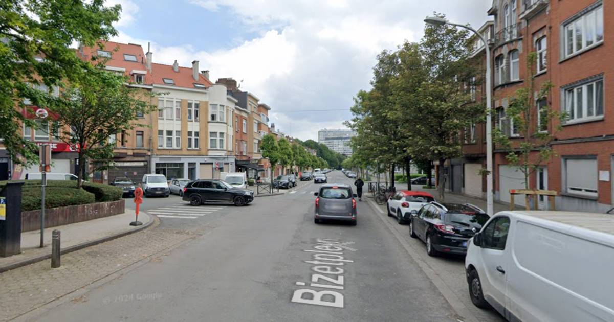 Felle brand in pizzeria op Bizetplein in Anderlecht: twee gewonden, restaurant zwaar beschadigd