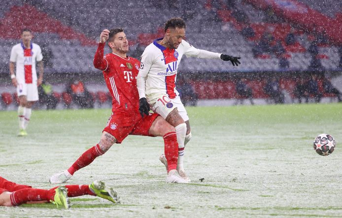 LIVE | Koppende Choupo-Moting brengt Bayern terug in de ...