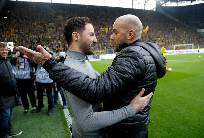 Tedesco naast Dortmund-trainer Bosz bij de legendarische 4-4