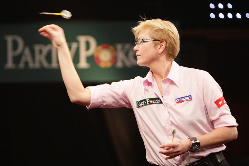 'Succesvolste dartster ooit' Hoenselaar stopt ermee Foto AD.nl