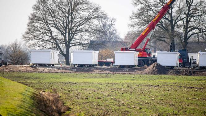 Op deze twee locaties gaat Twenterand vluchtelingen uit Oekraïne opvangen in stacaravans: ‘Op redelijke afstand van woningen’