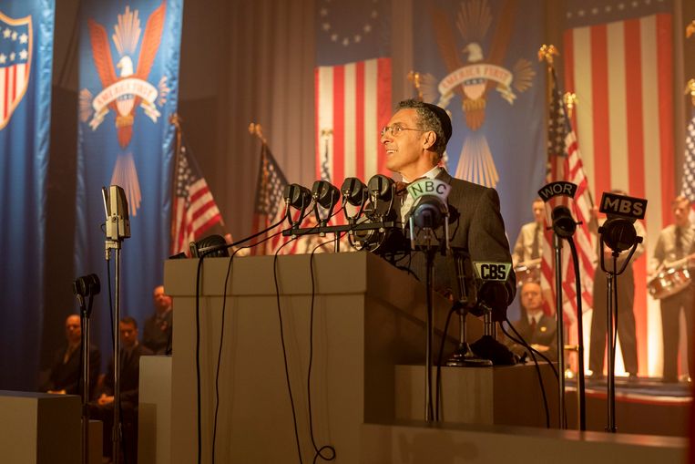 John Turturro in 'The Plot Against America'. Beeld AP