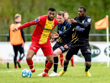 Sow wil zich maar wat graag laten zien bij Go Ahead Eagles: ‘Soms zeur ik bij de trainer...’