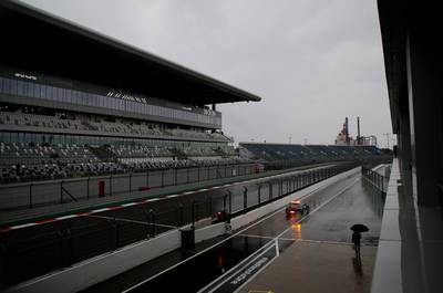 Regen teistert ook GP van Rusland: geen derde oefensessie in Sotsji