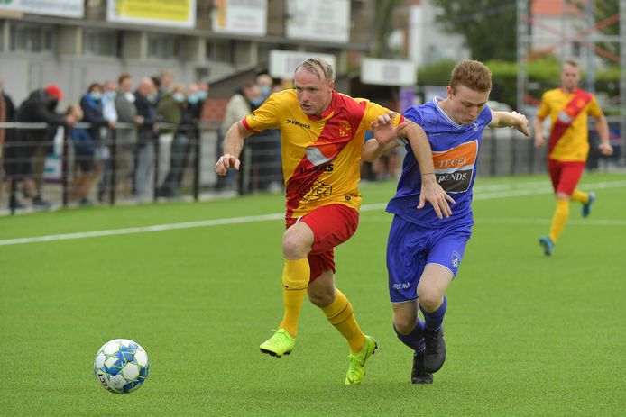 Spits  Teddy Bouchart (l.) speelt al jarenlang voor Eendracht Wervik en vertrekt naar SC Zonnebeke