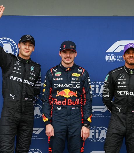 Verstappen en pole devant les Mercedes à Melbourne