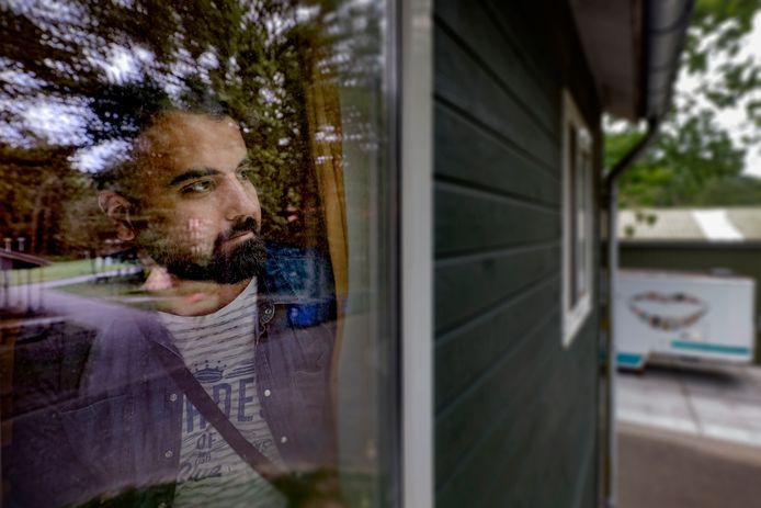 Bashar Abdallah wacht in het asielzoekerscentrum in Oisterwijk op woonruimte. De Syriër kan geregeld terecht bij een echtpaar uit Schijndel.