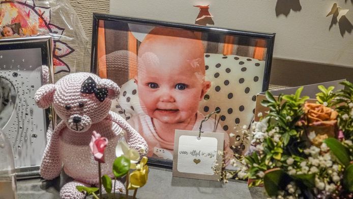 Margo Desnouck uit Moorsele stierf in september 2020, nadat het fout liep in kinderopvang 't Petoetje. De baby was amper tien maanden oud.
