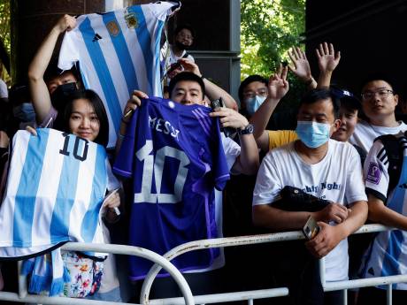 Messi accueilli en rock star à Pékin