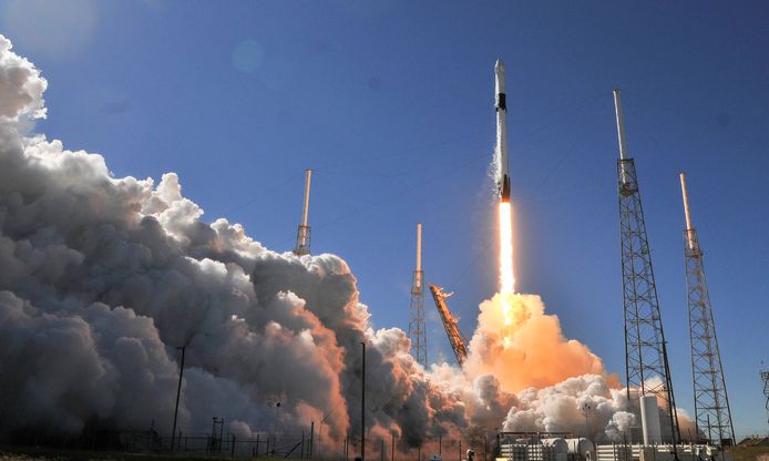 De Dragon is woensdag met een Falcon-9 draagraket vanop Cape Canaveral naar het ISS geslingerd.