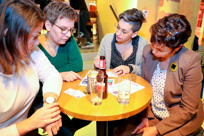 Maandelijkse quizavond in het CKE.