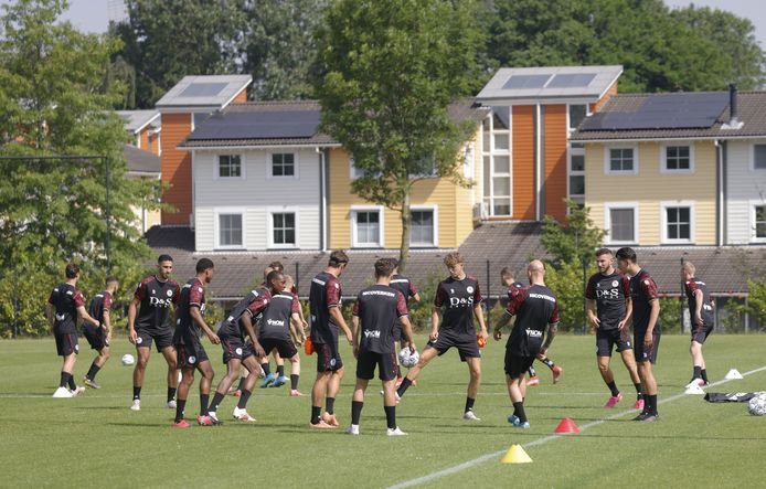 De eerste training van Sparta.