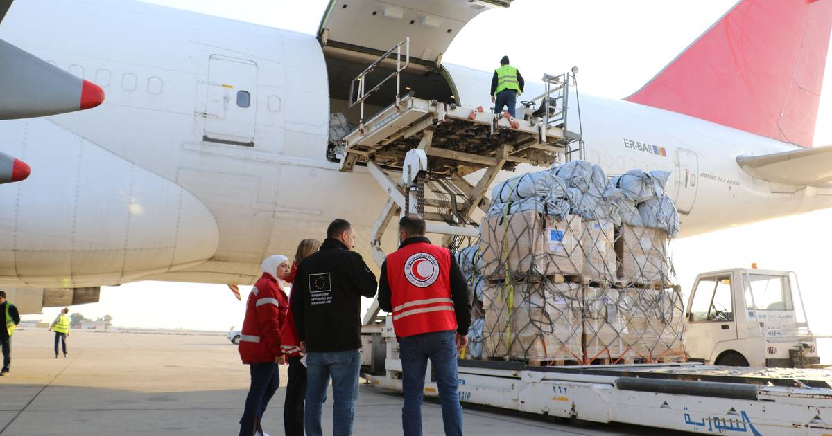 I primi aerei da trasporto dell’UE diretti in Siria atterrano a Damasco |  al di fuori