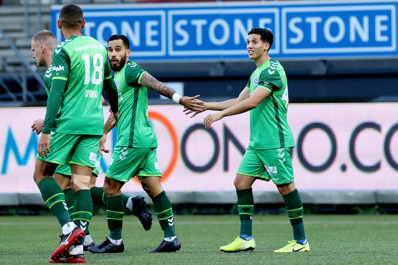 De Graafschap Ontsnapt Tegen Tiental Excelsior Dankzij Seuntjens Foto Gelderlander Nl