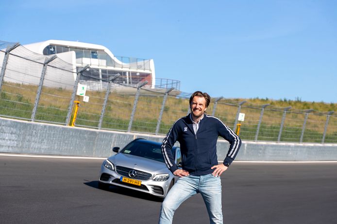 Niek Oude Luttikhuis in de kombocht, die voor de F1 helemaal nieuw is.