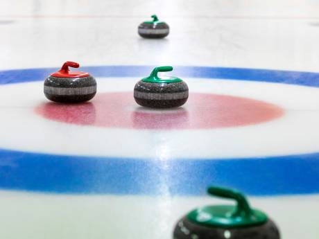 Nagelbijten in Vriezenveen: is het ijs dik genoeg voor NK Curling?