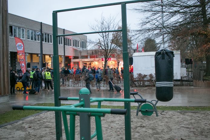 De school gaat de opbrengst gebruiken om de speelplaats verder in te richten, om er een plaats van te maken waar iedereen zich goed voelt.