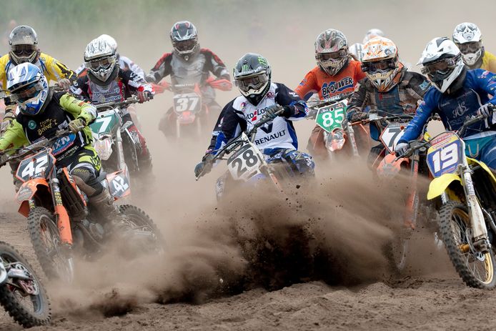 Motorcross op het circuit De Heksenplas in Hummelo. Het slachtoffer van het ongeval staat niet op de foto.