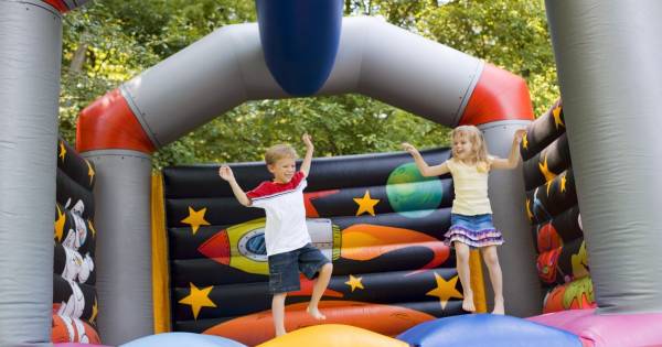 ‘Veel gegeten, nu bewegen’ bij kinderspringfestijn in Westerhoven