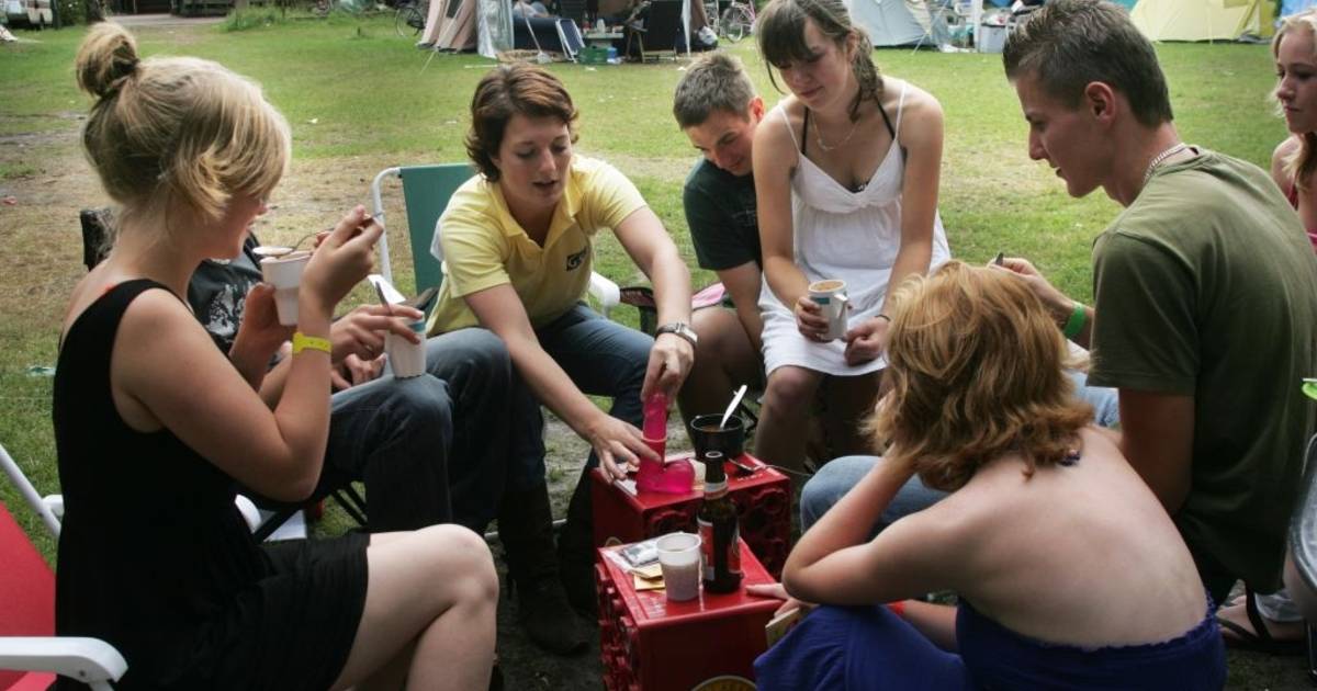 Met tassen vol condooms naar Dennenoord