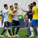 Voetbalduel tussen Argentinië en Brazilië na zes minuten gestaakt: spelers overtraden coronaregels