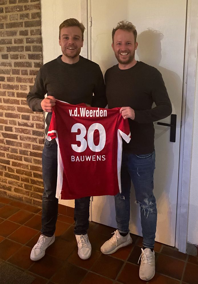 Mink van der Weerden (l) met zijn nieuwe coach André Henning bij Rot-Weiss Köln.
