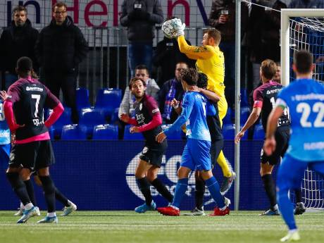 PEC Zwolle en FC Utrecht zorgen voor doelpuntrijke herstart eredivisie