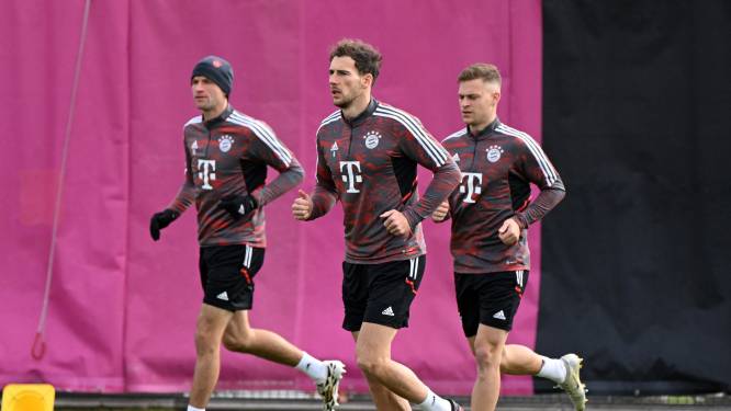 Bayern-spelers Müller, Sané en Goretzka lezen haatberichten voor: ‘Dat jullie teambus mag verbranden’
