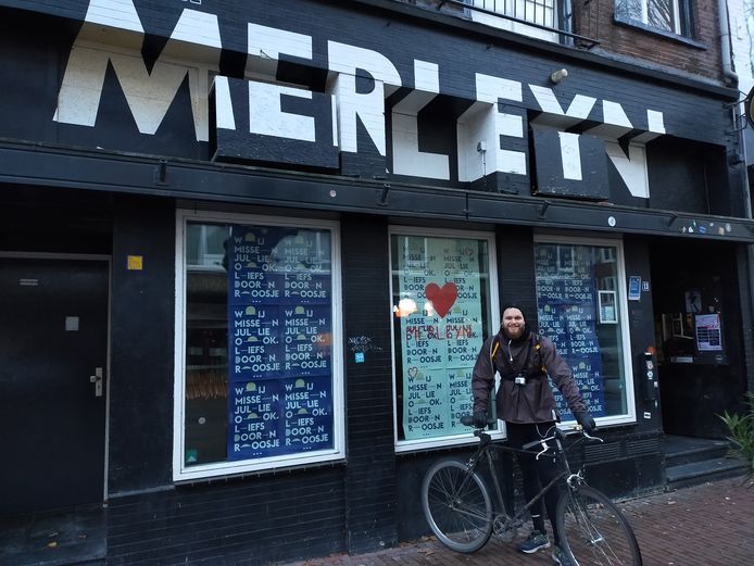 Stefan School fietst 1500 km door Nederland om aandacht te vragen voor de noodlijdende poppodia en geld in te zamelen voor No Guts No Glory.