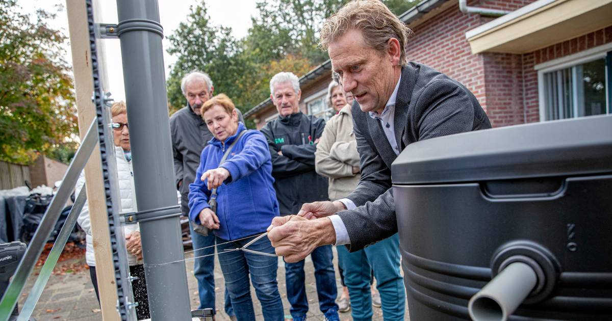 Riethoven loopt warm voor gratis regentonnen: ‘Ik heb een grote tuin, dus dat komt goed uit’