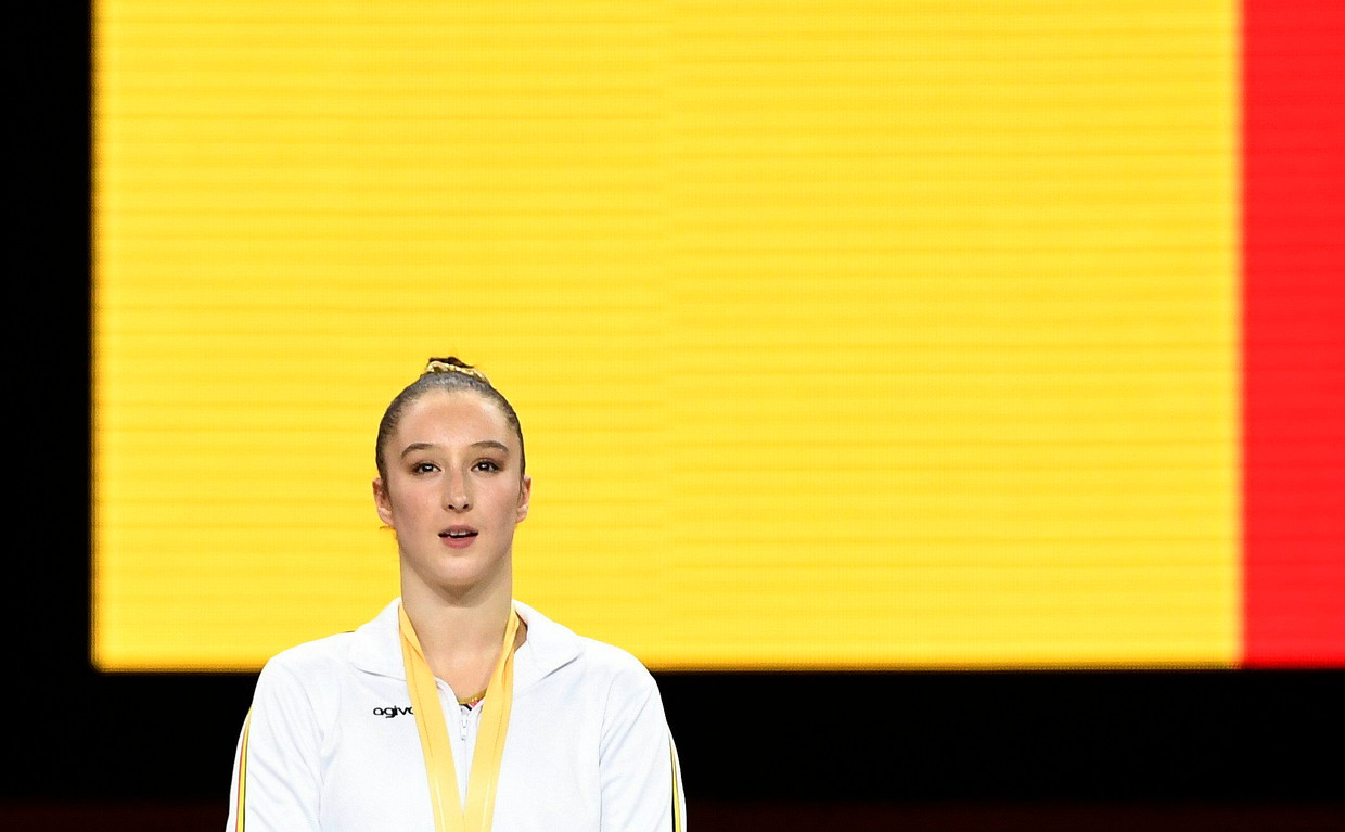 Gymnaste Nina Derwael was dit jaar de enige atlete die goud won op een WK.