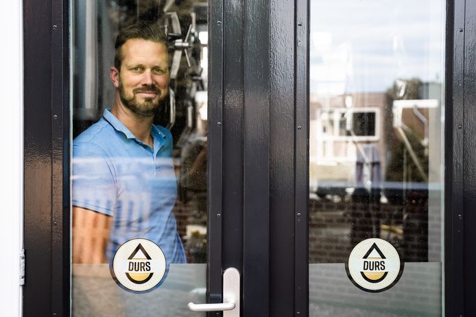 Joris Kok. ,,Blijf lief voor elkaar, drink een lekker (lokaal) biertje en geniet van de kleine dingen.”