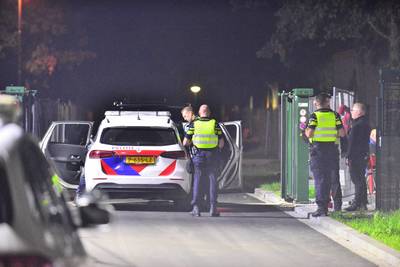 Steekpartij in azc Budel: bewoner loopt snijwond in nek op, tweetal (24 en 33) aangehouden