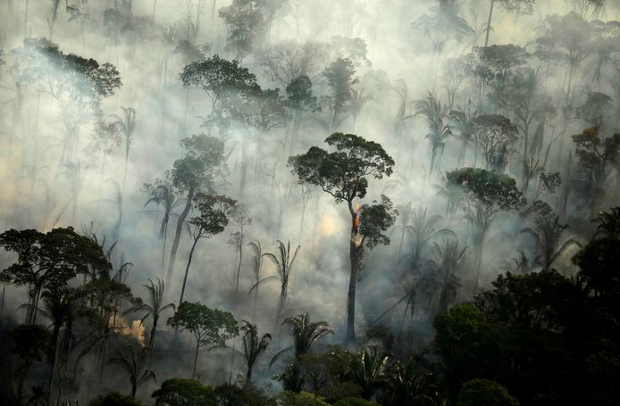 Archiefbeeld van brand in het Amazonewoud nabij Porto Velho, Brazilië.