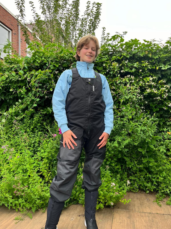 Mette (14) zamelde zelf 27.000 euro in voor zeilreis van haar dromen ...