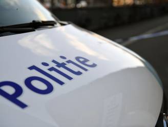 Linkerrijstrook versperd na ongeval op E403 richting Brugge in Ruddervoorde